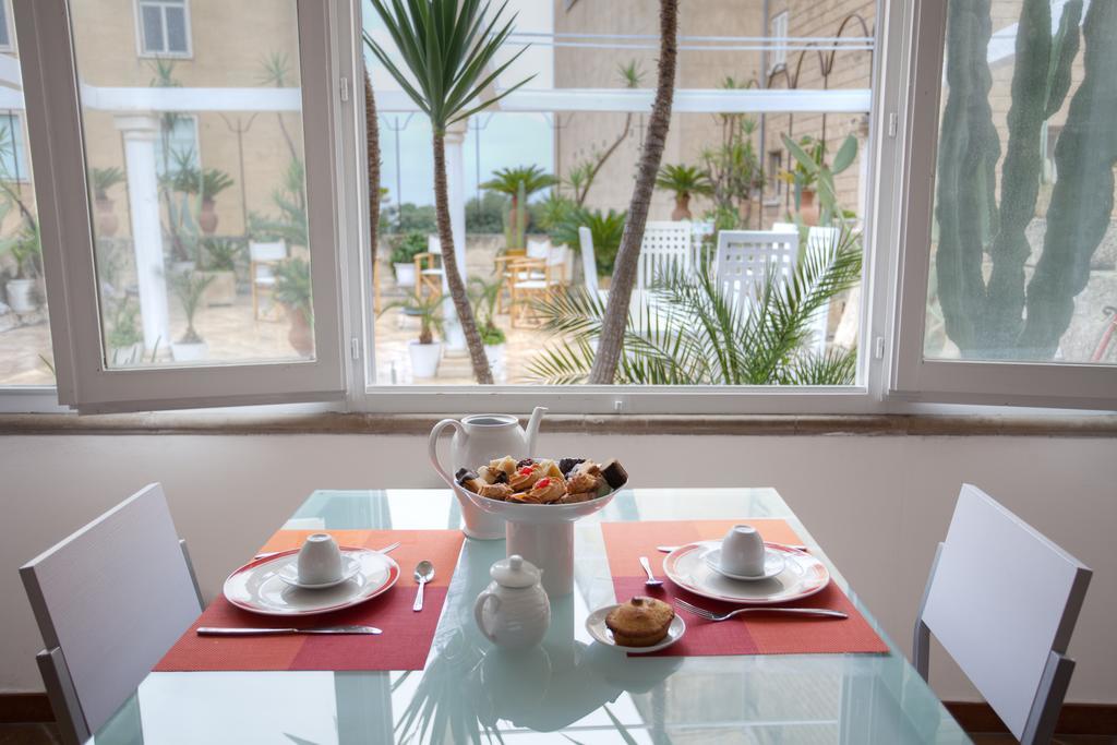 B&B Il Castello เลชเช ห้อง รูปภาพ