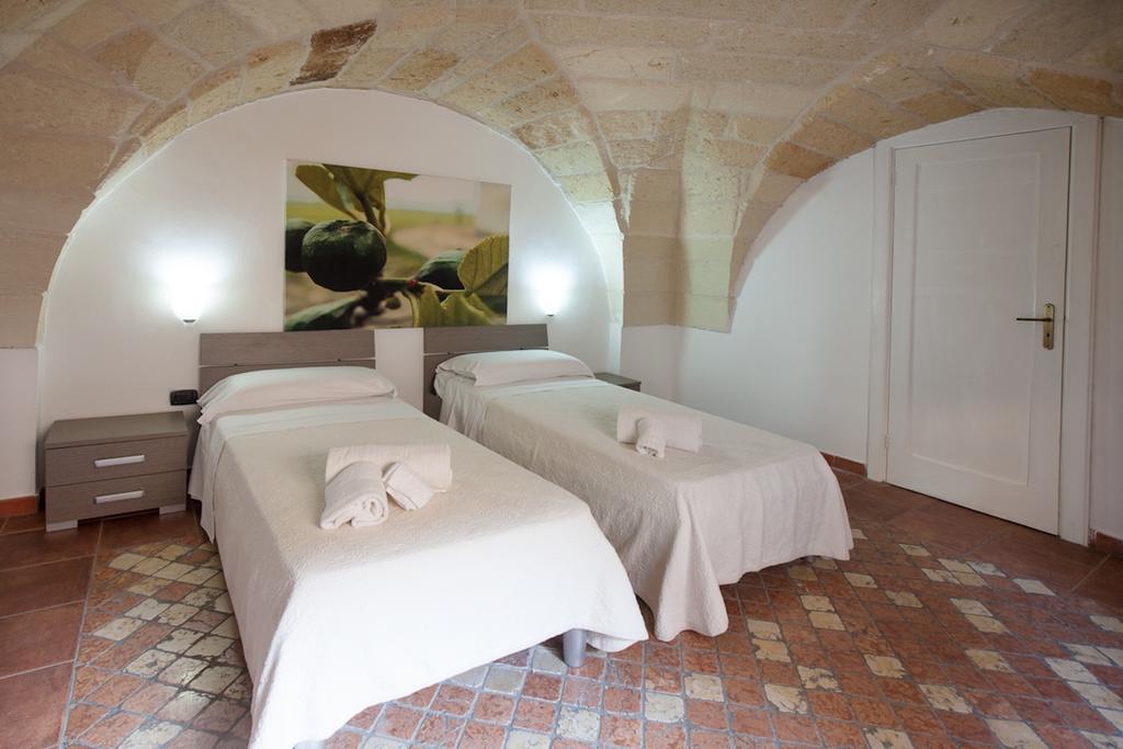 B&B Il Castello เลชเช ห้อง รูปภาพ